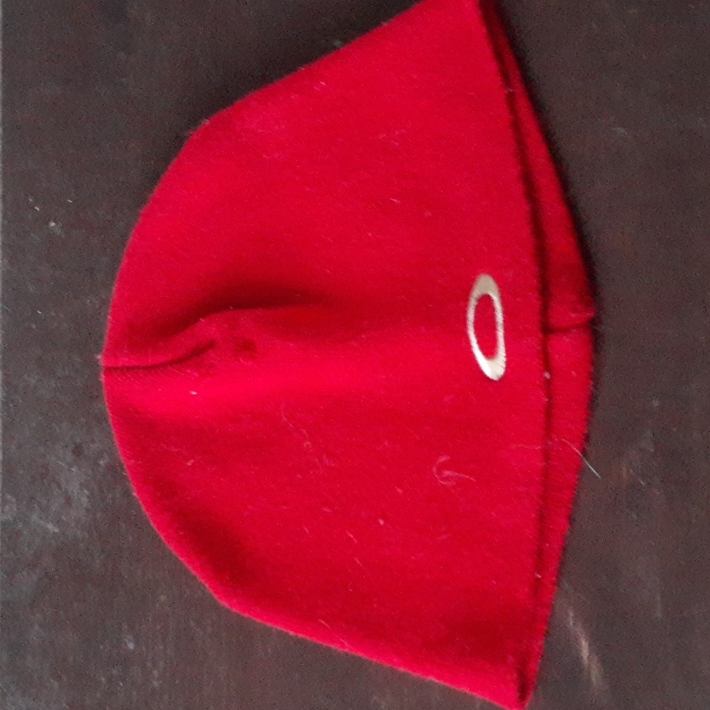 Oakley Beanie Red
